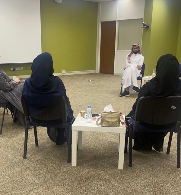 Al-Nahda Association’s Strategic Partnerships Department Organizes the Monthly Meeting for “Book Club” Members